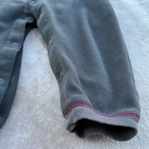 Carter’s Button-Down Fleece Body Suit, Size 18 Months - Picture 8 of 12